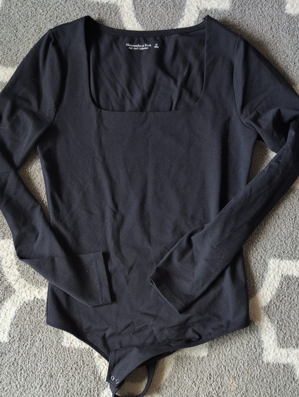 Abercrombie & Fitch Black Long-Sleeve Square-Neck Bodysuit